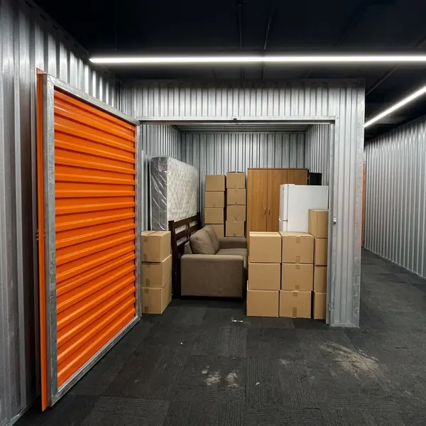 Illustration of a standard room with stored items